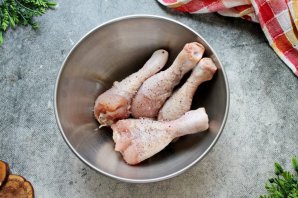 Куриные ножки в слоеном тесте