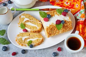 Медовый рулет с кремом Медовый рулет с кремом