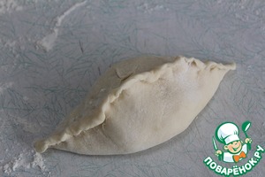 Плоские пирожки с любимой начинкой Плоские пирожки с любимой начинкой