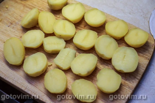 Запеченный картофель с корочкой из пармезана Запеченный картофель с корочкой из пармезана