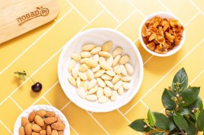 Варенье из вишни с миндалем