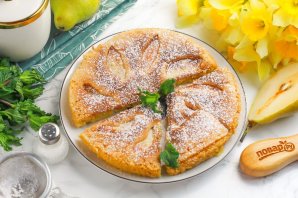 Шарлотка с грушами в аэрогриле