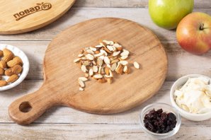 Салат из яблок с кокосом Салат из яблок с кокосом