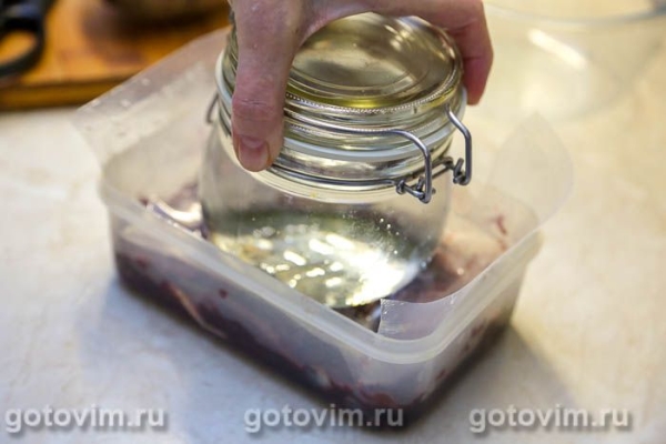 Иваси соленая (со свеклой) Иваси соленая (со свеклой)