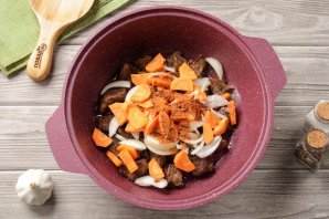 Тушёная картошка с мясом и баклажанами Тушёная картошка с мясом и баклажанами