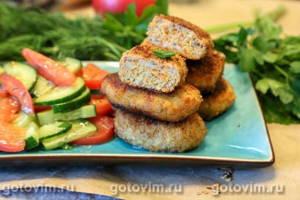 Котлет из скумбрии с беконом