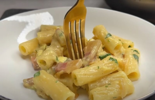 Карбонара, как у моей итальянской бабушки. Простой, но невероятно вкусный рецепт нежной пасты! Карбонара, как у моей итальянской бабушки. Простой, но невероятно вкусный рецепт нежной пасты!