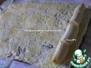 Шоколадно-творожный рулет "Рождественское полено" Шоколадно-творожный рулет "Рождественское полено"