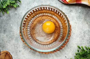 Пирог на майонезе и сметане Пирог на майонезе и сметане