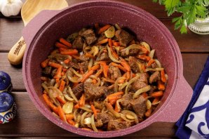 Рассыпчатый плов с говядиной Рассыпчатый плов с говядиной