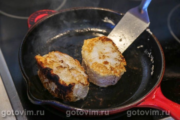 Макрурус, жаренный в панировке Макрурус, жаренный в панировке