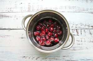 Вишня в вине Вишня в вине