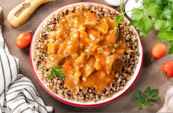 Гуляш с гречкой Гуляш с гречкой