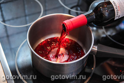 Глинтвейн с яблоками и апельсинами