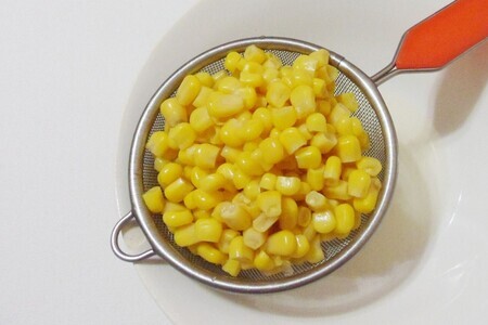 Салат из крабовых палочек "новогодний" Салат из крабовых палочек "новогодний"