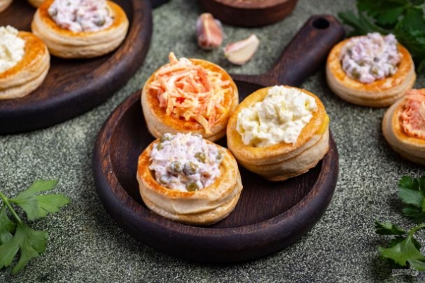 Слоеные тарталетки Слоеные тарталетки