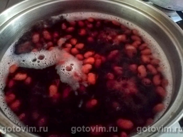 Постный фасолевый суп с рисом и грецкими орехами Постный фасолевый суп с рисом и грецкими орехами