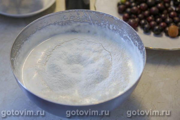 Бисквитный пирог с крыжовником Бисквитный пирог с крыжовником