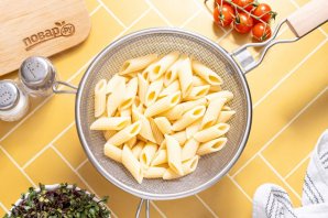 Макароны с куркумой