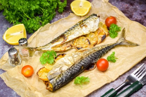 Скумбрия на соли с лимоном Скумбрия на соли с лимоном