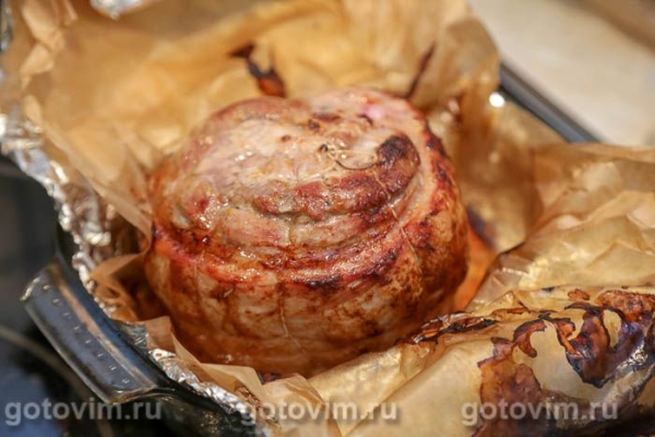 Рулет из свиного подчеревка (пашины) с клюквой и мандаринами Рулет из свиного подчеревка (пашины) с клюквой и мандаринами