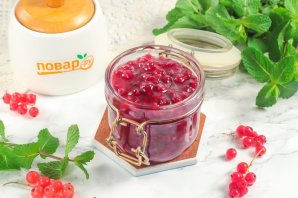 Варенье из красной смородины в мультиварке Варенье из красной смородины в мультиварке