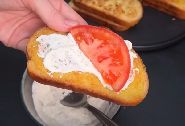 Готовы за 5 минут. Вкусные горячие бутерброды для всей семьи: 2 рецепта Готовы за 5 минут. Вкусные горячие бутерброды для всей семьи: 2 рецепта