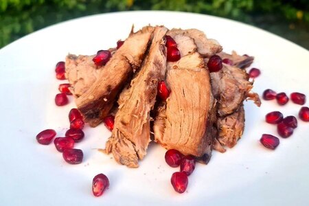 Запеченная баранья нога в гранатовом соусе // рецепт для гриля и духовки Запеченная баранья нога в гранатовом соусе // рецепт для гриля и духовки