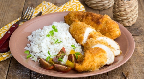 Котлета по-киевски из куриной грудки, пошаговый рецепт с фото на 1618 ккал Котлета по-киевски из куриной грудки, пошаговый рецепт с фото на 1618 ккал