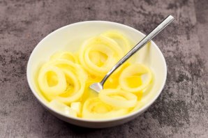 Обжаренные луковые кольца Обжаренные луковые кольца