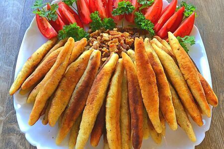 Шупфнудель (schupfnudel) - немецкий аналог ньокки и ленивых вареников с картошкой Шупфнудель (schupfnudel) - немецкий аналог ньокки и ленивых вареников с картошкой