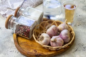 Чеснок в яблочном уксусе Чеснок в яблочном уксусе