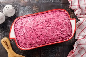 Селедка под шубой с яйцом Селедка под шубой с яйцом