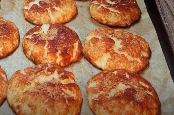 Беру 1 яблоко и творог. За 25 минут целая гора вкуснятины: печенье из творога к чаю Беру 1 яблоко и творог. За 25 минут целая гора вкуснятины: печенье из творога к чаю