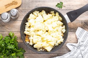 Зеленое лобио с картофелем Зеленое лобио с картофелем