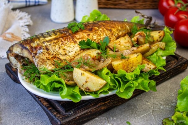 Скумбрия с картошкой в фольге в духовке Скумбрия с картошкой в фольге в духовке