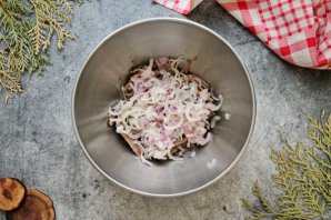 Салат "Венский" с языком Салат "Венский" с языком