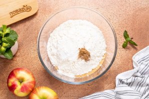 Маффины с яблоками Маффины с яблоками