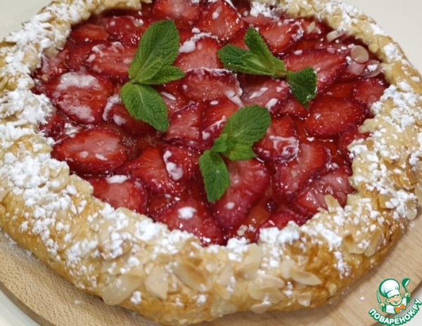 Галета-пирог с клубникой Галета-пирог с клубникой