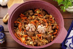 Рассыпчатый плов с говядиной Рассыпчатый плов с говядиной