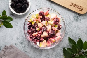 Варенье из ежевики и яблок Варенье из ежевики и яблок