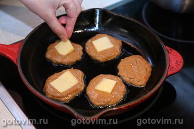 Печеночные оладьи с сыром Печеночные оладьи с сыром