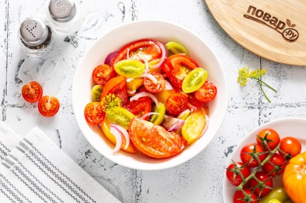 Сладкий салат из помидоров Сладкий салат из помидоров