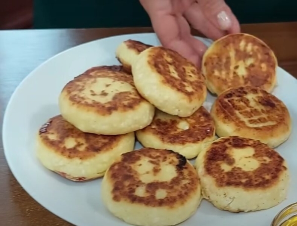 Неопадающие сырники с начинкой. Идеальный рецепт без манки Неопадающие сырники с начинкой. Идеальный рецепт без манки