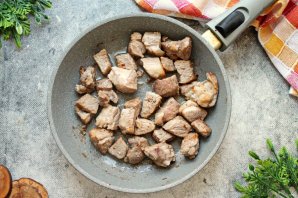 Свинина с кабачками и помидорами Свинина с кабачками и помидорами