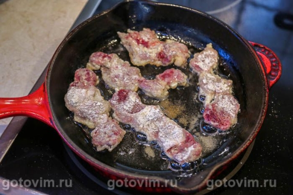 Утиные желудочки, жаренные в яйце и муке Утиные желудочки, жаренные в яйце и муке