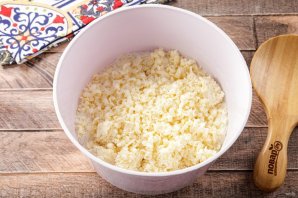 Торт из песочной крошки со сметанным кремом Торт из песочной крошки со сметанным кремом