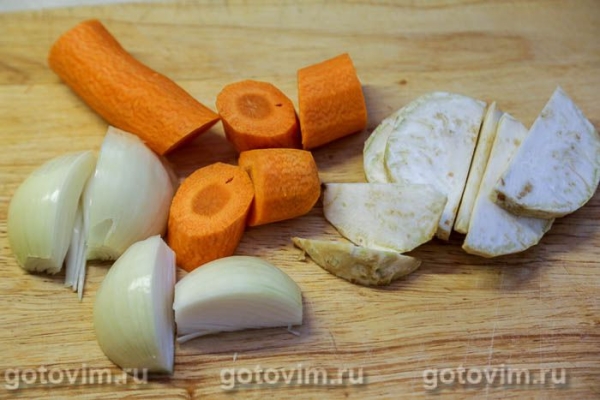 Костный бульон из запеченных говяжьих костей