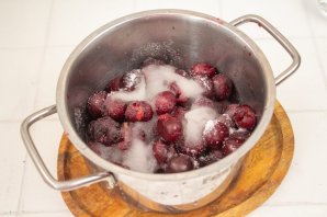 Конфитюр из черешни с желатином Конфитюр из черешни с желатином