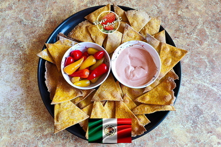 Кукурузные чипсы начос Кукурузные чипсы начос